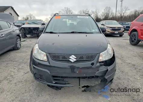 2011 Suzuki Sx4 из США, поврежденный, VIN JS2YB5A34B6301380